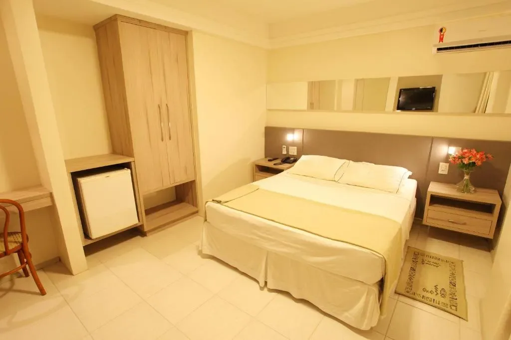 Hotel Bhally, Balneário Camboriú, na Av. Atlântica em Balneário Camboriú/SC — foto 9