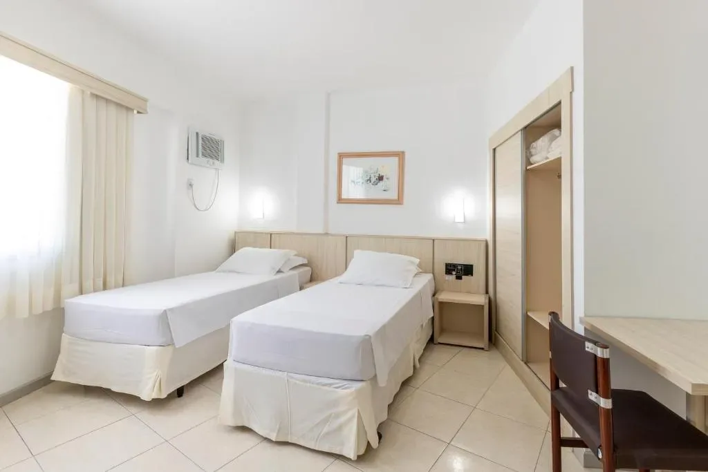 Hotel Ilha da Madeira, Balneário Camboriú, na Av. Brasil em Balneário Camboriú/SC — foto 7