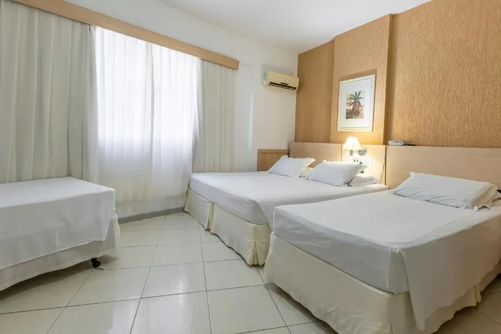 Hotel Ilha da Madeira, Balneário Camboriú, na Av. Brasil em Balneário Camboriú/SC — foto 8