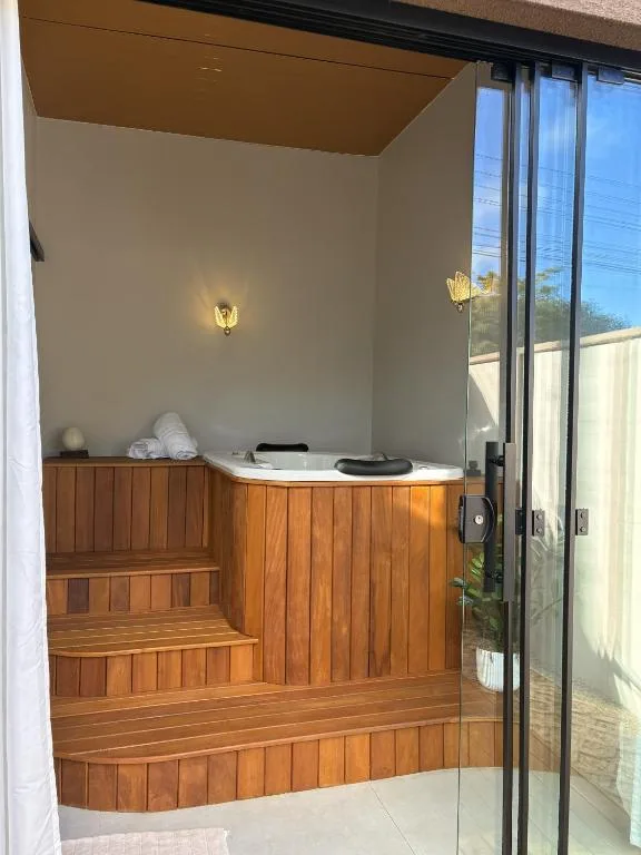 Pousada Encantos do Estaleiro, Balneário Camboriú, na 810 Rua Napoleão Vieira em Balneário Camboriú/SC — foto 35