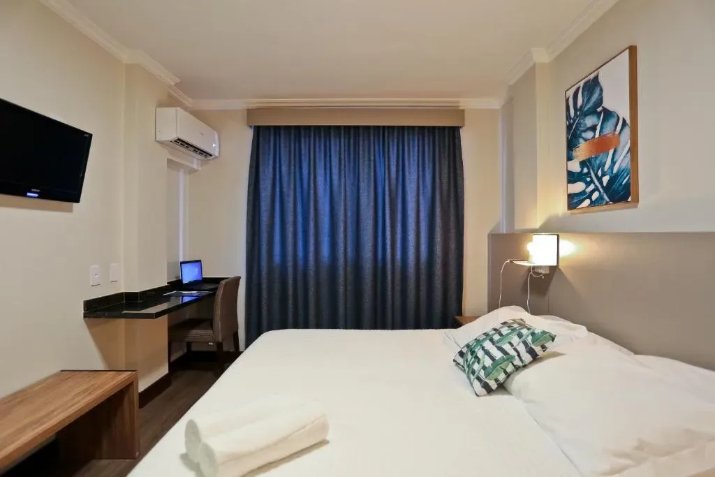 Sandri City Hotel, Balneário Camboriú, na Rua em Balneário Camboriú/SC — foto 9
