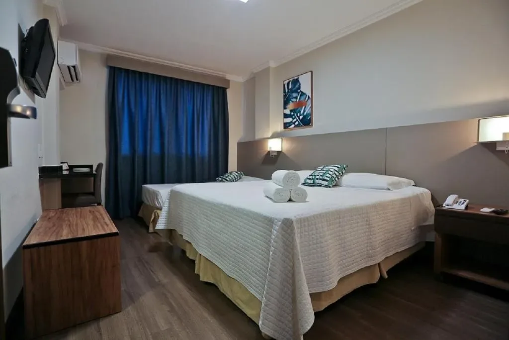 Sandri City Hotel, Balneário Camboriú, na Rua em Balneário Camboriú/SC — foto 17