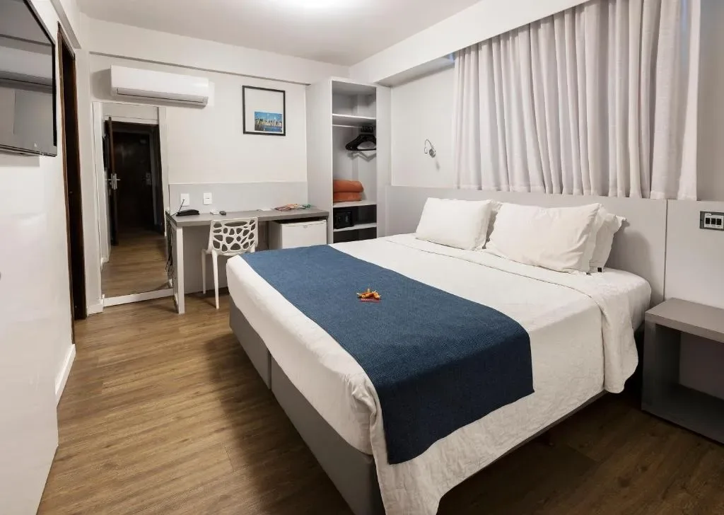 Tropikalya Prime Hotel, Balneário Camboriú, na Rua em Balneário Camboriú/SC — foto 3