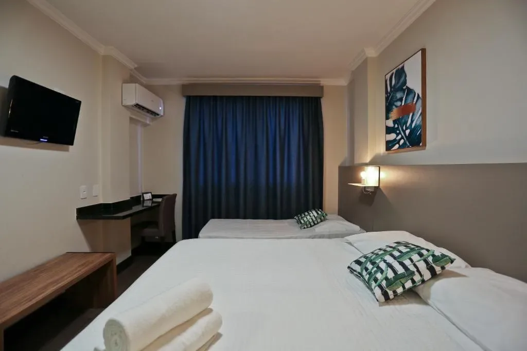 Sandri City Hotel, Balneário Camboriú, na Rua em Balneário Camboriú/SC — foto 19