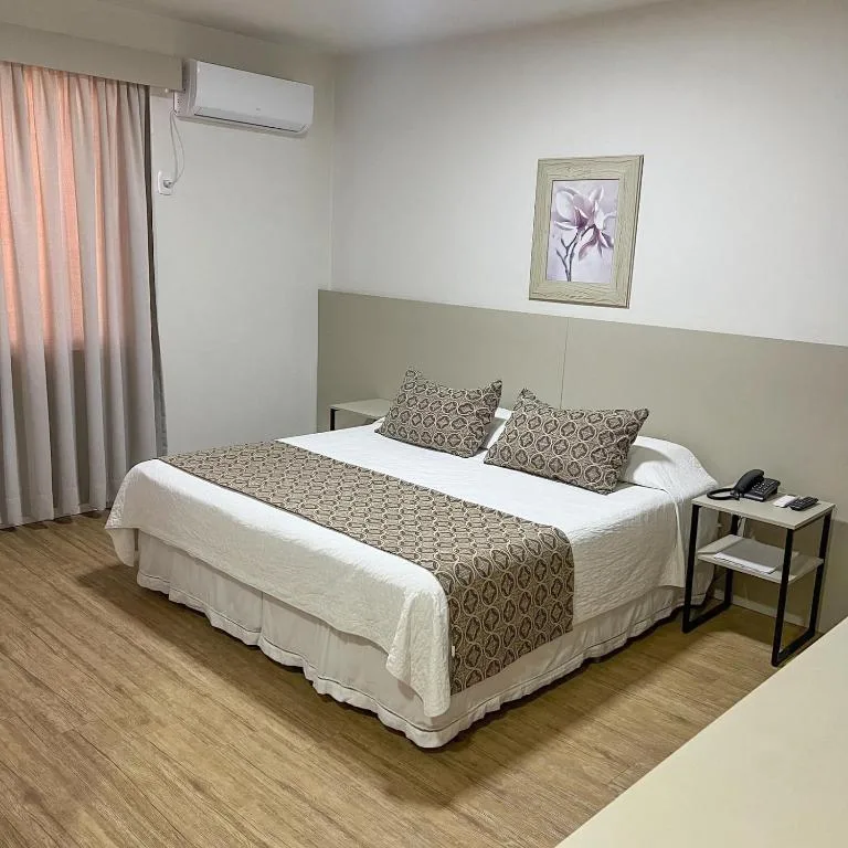 Hotel Geranium, Balneário Camboriú, na Av. Brasil em Balneário Camboriú/SC — foto 3