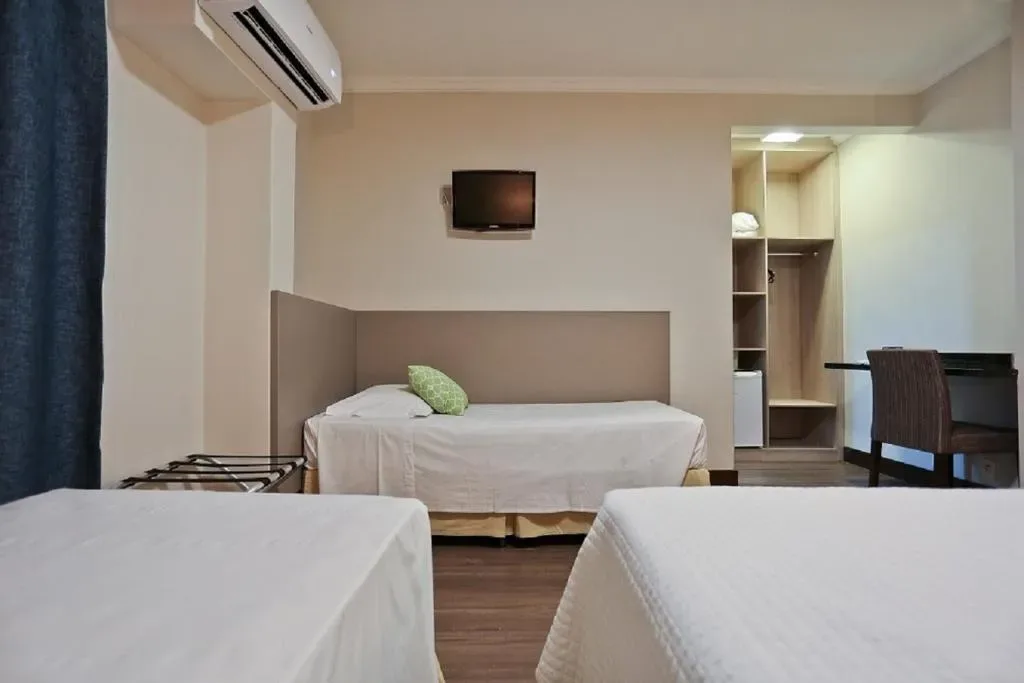 Sandri City Hotel, Balneário Camboriú, na Rua em Balneário Camboriú/SC — foto 33