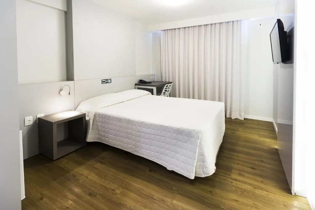 Tropikalya Prime Hotel, Balneário Camboriú, na Rua em Balneário Camboriú/SC — foto 30