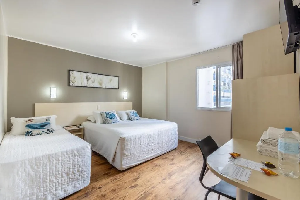 Hotel Bella Camboriú, Balneário Camboriú, na Rua em Balneário Camboriú/SC — foto 8