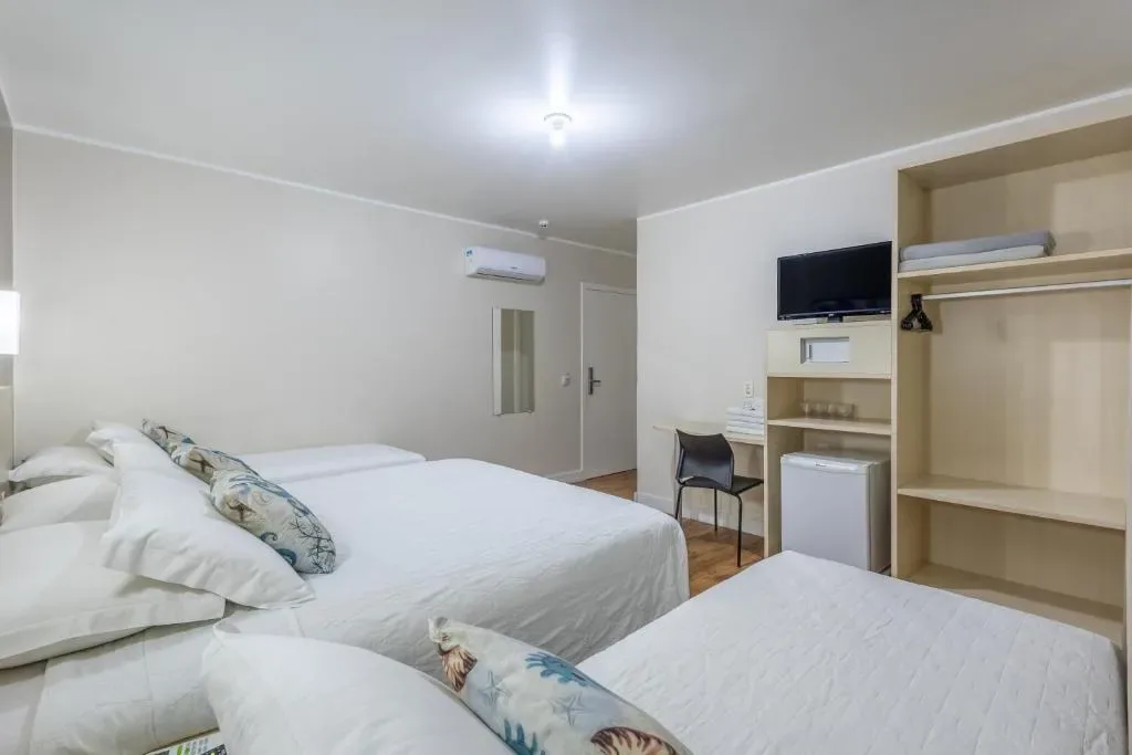 Hotel Bella Camboriú, Balneário Camboriú, na Rua em Balneário Camboriú/SC — foto 13