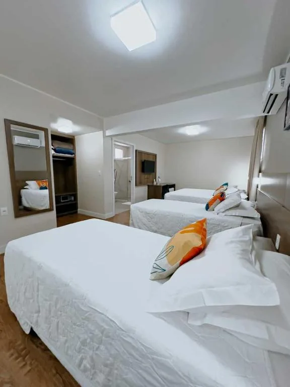 Hotel Bella Camboriú, Balneário Camboriú, na Rua em Balneário Camboriú/SC — foto 15