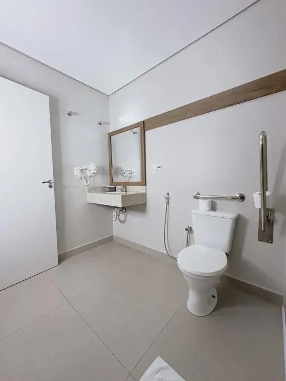 Hotel Bella Camboriú, Balneário Camboriú, na Rua em Balneário Camboriú/SC — foto 18