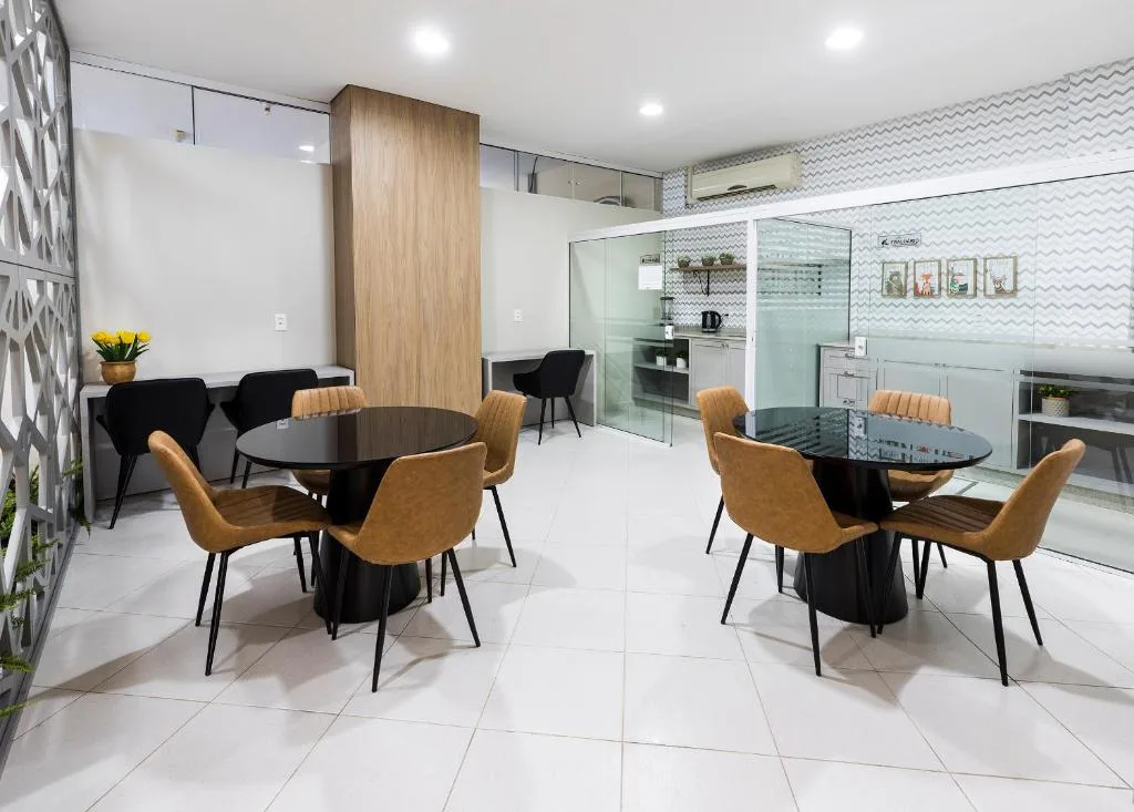 Hotel Bella Camboriú, Balneário Camboriú, na Rua em Balneário Camboriú/SC — foto 43