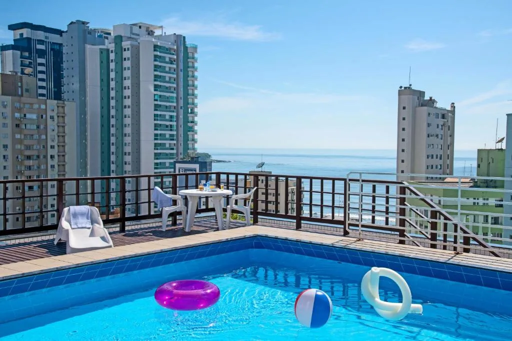 Atobá Praia Hotel by Pires - Balneario Camboriu, Balneário Camboriú, na Avenida Brasil em Balneário Camboriú/SC