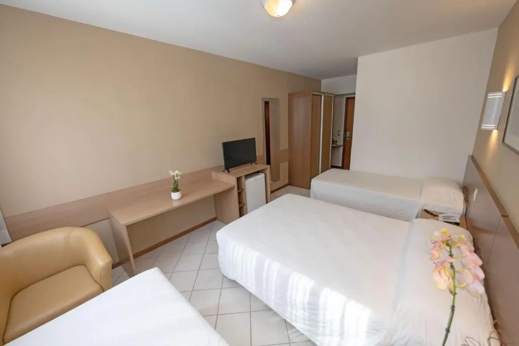 Atobá Praia Hotel by Pires - Balneario Camboriu, Balneário Camboriú, na Avenida Brasil em Balneário Camboriú/SC — foto 14