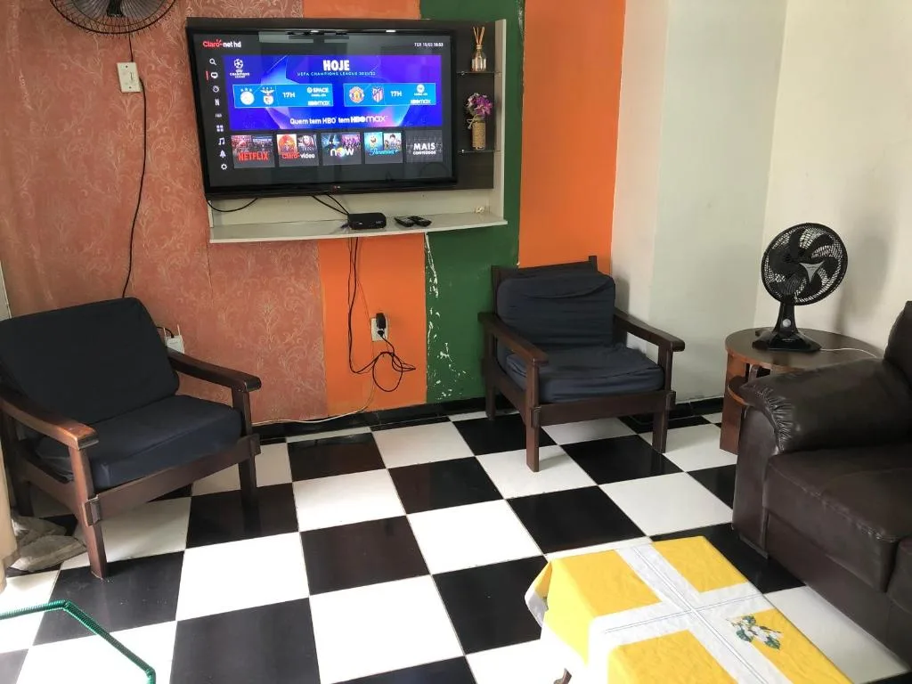 Casa na melhor localidade de BC, Balneário Camboriú, na Rua 1061, n 272 casa segundo andar em Balneário Camboriú/SC