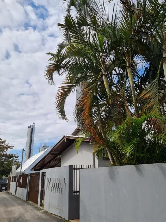 Maika, na Beco do Beto em Balneário Camboriú/SC — foto 35