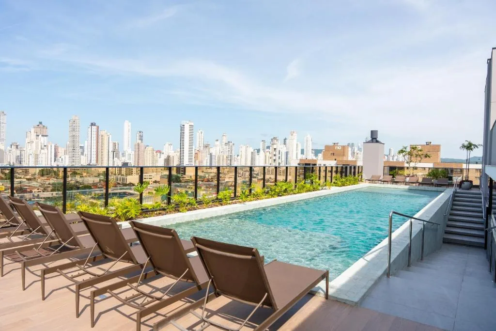 Nao Reservar, Balneário Camboriú, na Rua Dom Afonso em Balneário Camboriú/SC — foto 16