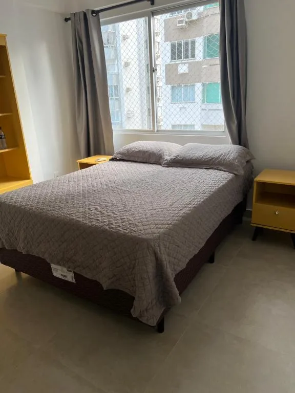 Apto 2 quartos, 6 pessoas, Balneário Camboriú, na Av. Brasil em Balneário Camboriú/SC — foto 22