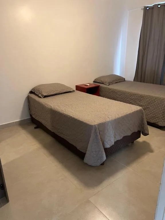 Apto 2 quartos, 6 pessoas, Balneário Camboriú, na Av. Brasil em Balneário Camboriú/SC — foto 27