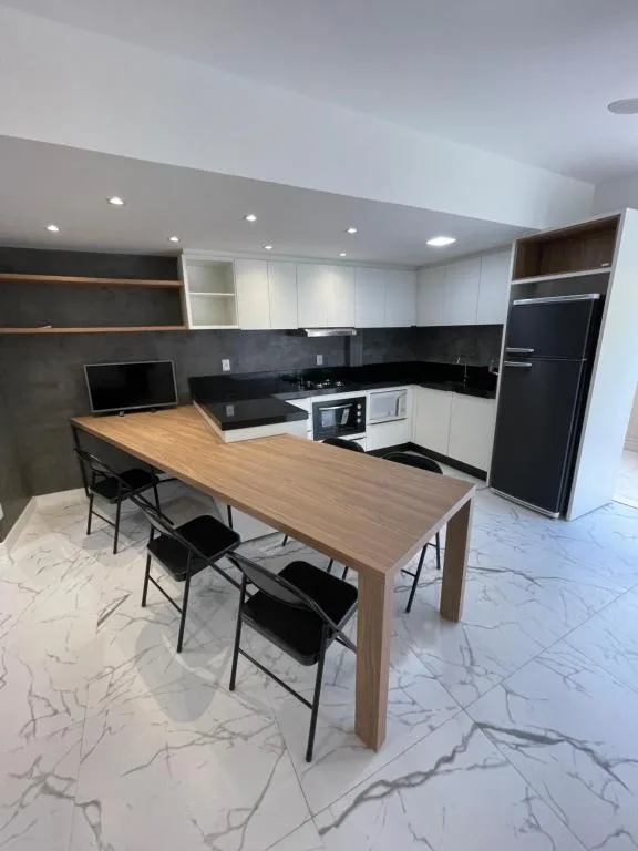 Apartamento diferenciado! centro BC, 4pessoas, Balneário Camboriú, na Rua 951 Edificio Bruna, ap em Balneário Camboriú/SC