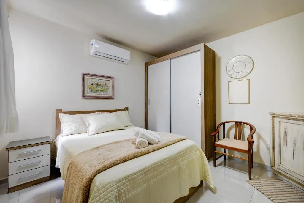 Ed. Acácias B, Balneário Camboriú, na 2700 71 BL B - CENTRO em Balneário Camboriú/SC — foto 12