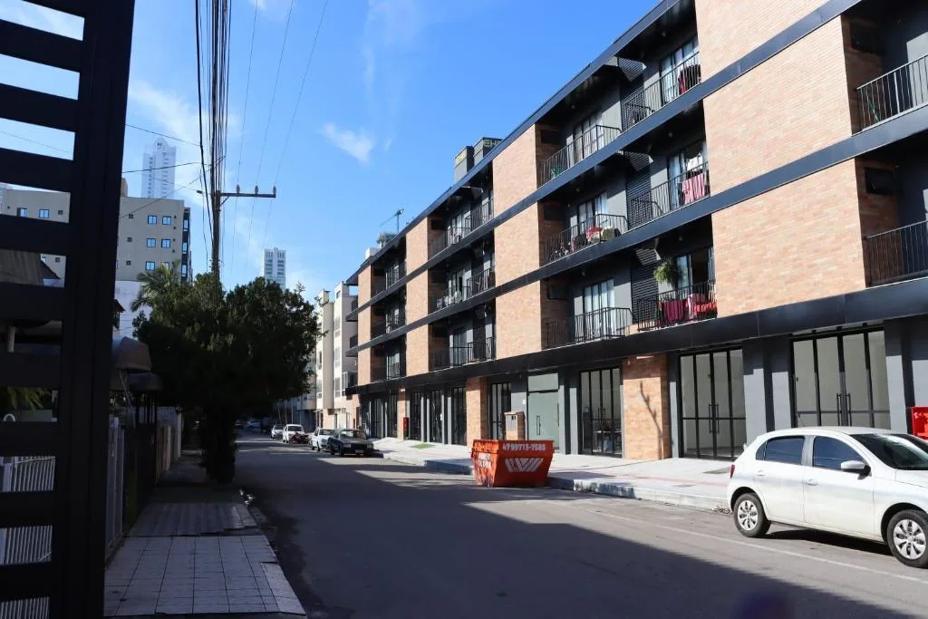 Casa 700m Praia, Churrasq, SelfChekin, Garagem, Wi-fi, Ar, Portão Eletronico, Balneário Camboriú, na Rua Tailândia em Balneário Camboriú/SC — foto 6