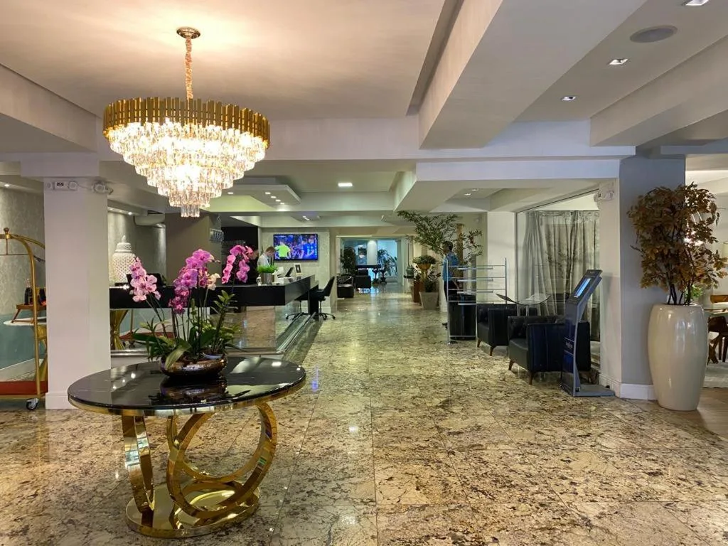 Fantástico Studio Frente Mar , localização central !, Balneário Camboriú, na 2114 Avenida Atlântica Apto em Balneário Camboriú/SC — foto 23