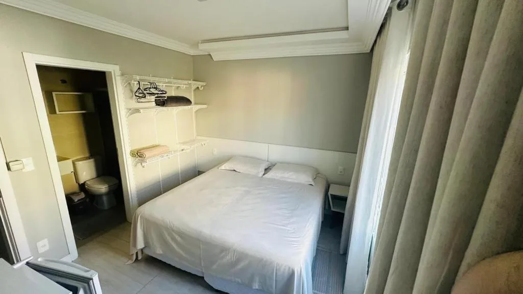 Bouganville Guest House BC, Balneário Camboriú, na Rua em Balneário Camboriú/SC — foto 12