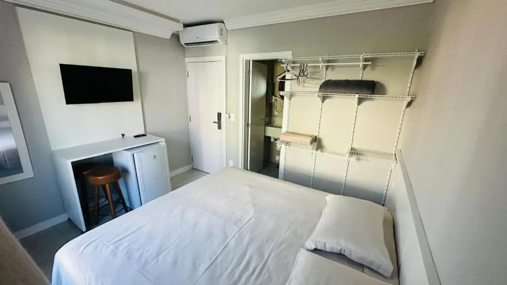 Bouganville Guest House BC, Balneário Camboriú, na Rua em Balneário Camboriú/SC — foto 16