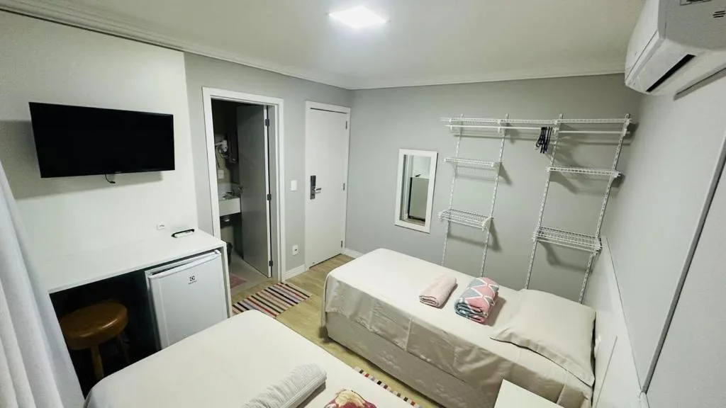 Bouganville Guest House BC, Balneário Camboriú, na Rua em Balneário Camboriú/SC — foto 17
