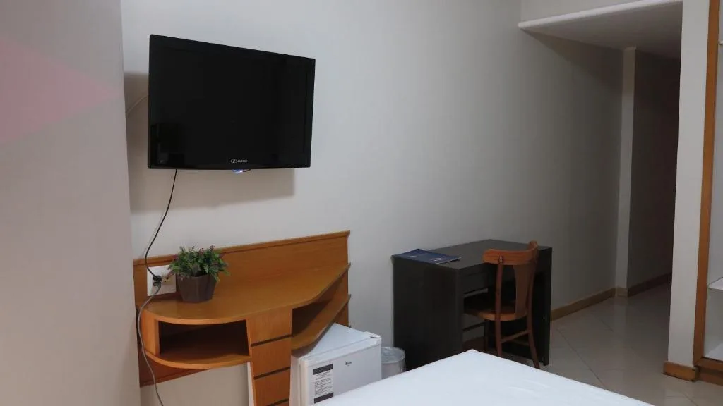 Stay - Apartamentos, Studios e Quartos - 400m da Praia Central, Balneário Camboriú, na Rua Alvin Bauer em Balneário Camboriú/SC — foto 18