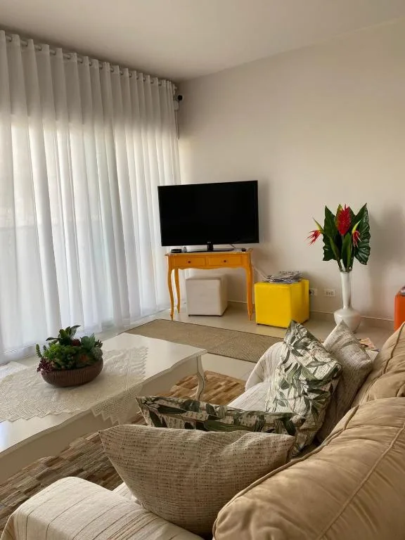 Bouganville Guest House BC, Balneário Camboriú, na Rua em Balneário Camboriú/SC — foto 22