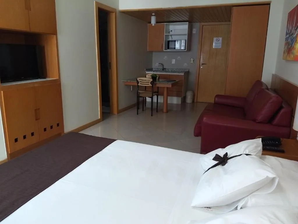 Stay - Apartamentos, Studios e Quartos - 400m da Praia Central, Balneário Camboriú, na Rua Alvin Bauer em Balneário Camboriú/SC — foto 25