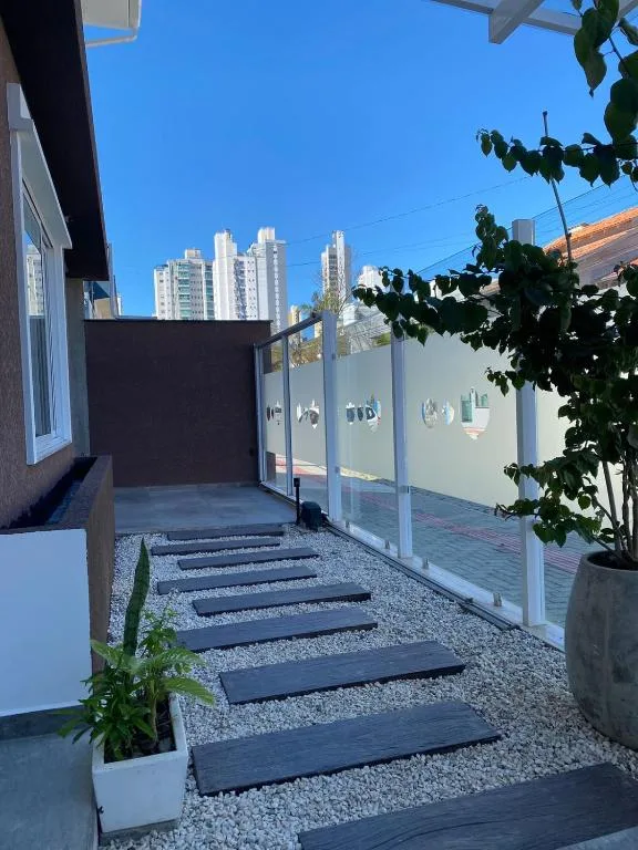 Bouganville Guest House BC, Balneário Camboriú, na Rua em Balneário Camboriú/SC — foto 30