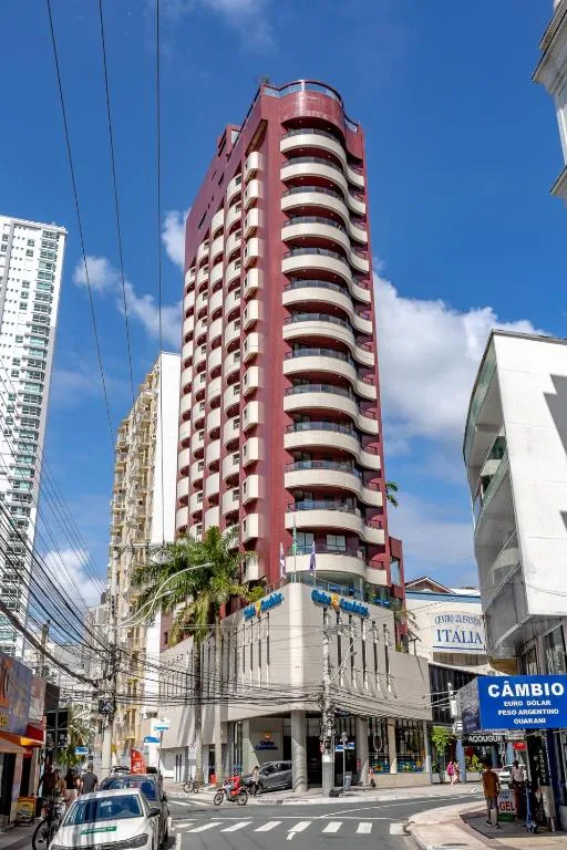 Central Balneário By Candeias, Balneário Camboriú, na Avenida Central em Balneário Camboriú/SC