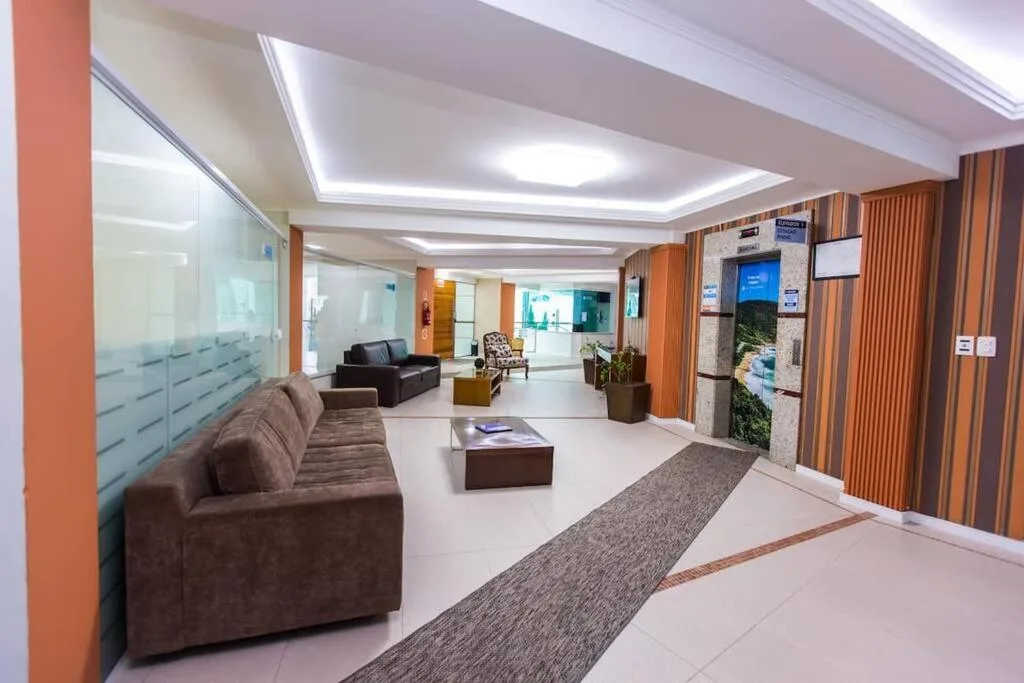 Studio em Prédio com Vista Mar - Piscina, Praia e Garagem, Balneário Camboriú, na 109 Rua João Francisco dos Santos em Balneário Camboriú/SC — foto 18