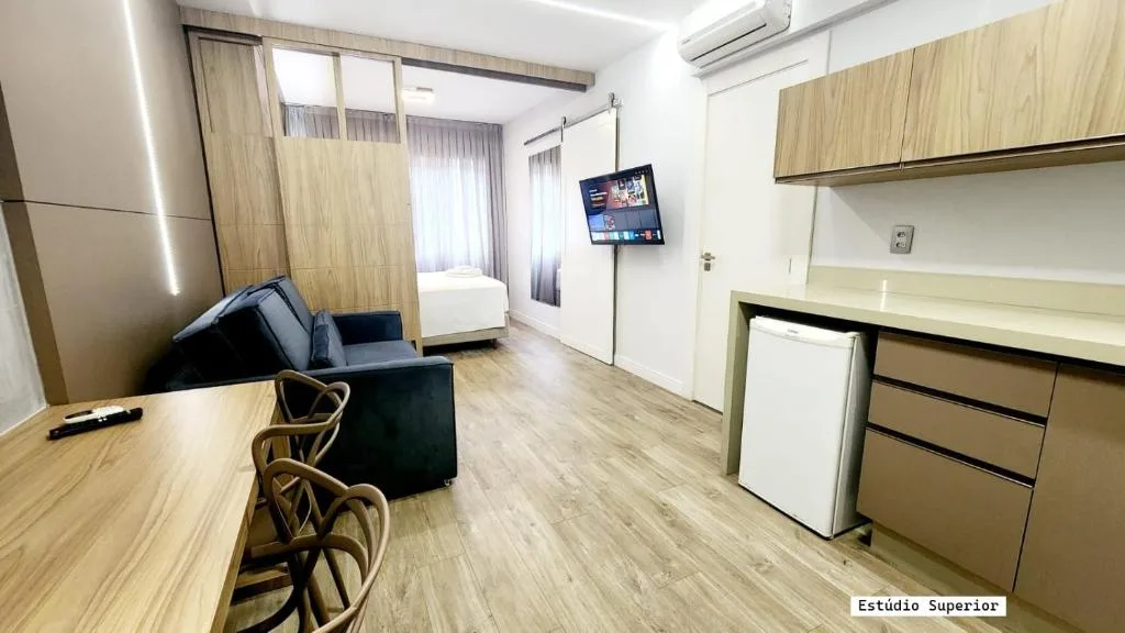 Stay - Apartamentos, Studios e Quartos - 400m da Praia Central, Balneário Camboriú, na Rua Alvin Bauer em Balneário Camboriú/SC — foto 44