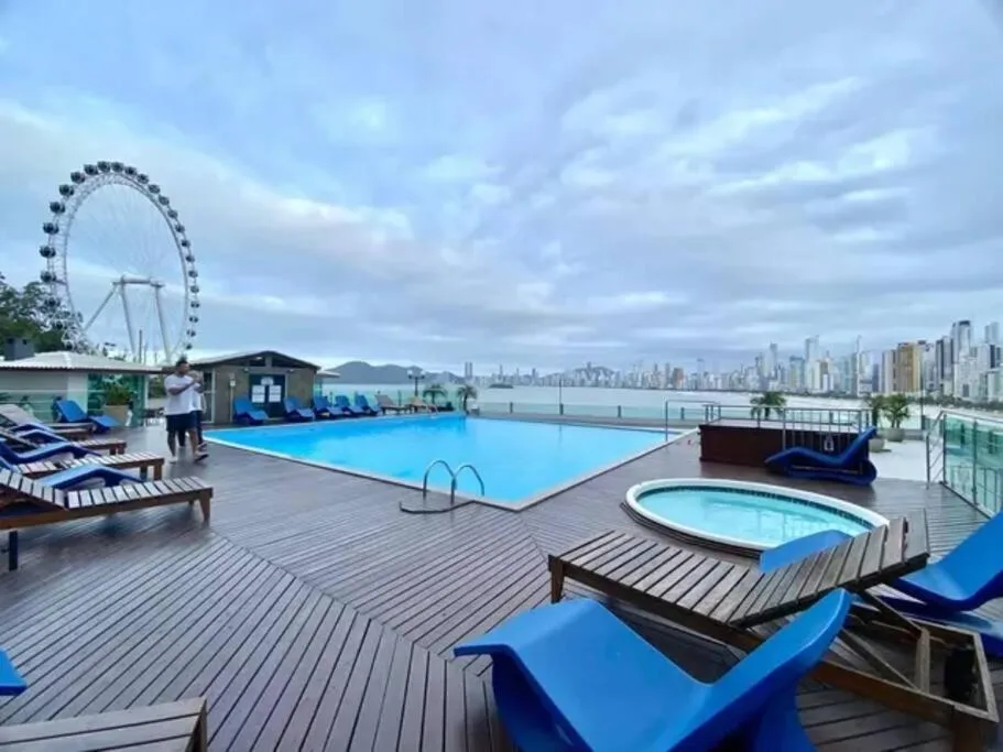 Studio em Prédio com Vista Mar - Piscina, Praia e Garagem, Balneário Camboriú, na 109 Rua João Francisco dos Santos em Balneário Camboriú/SC — foto 24