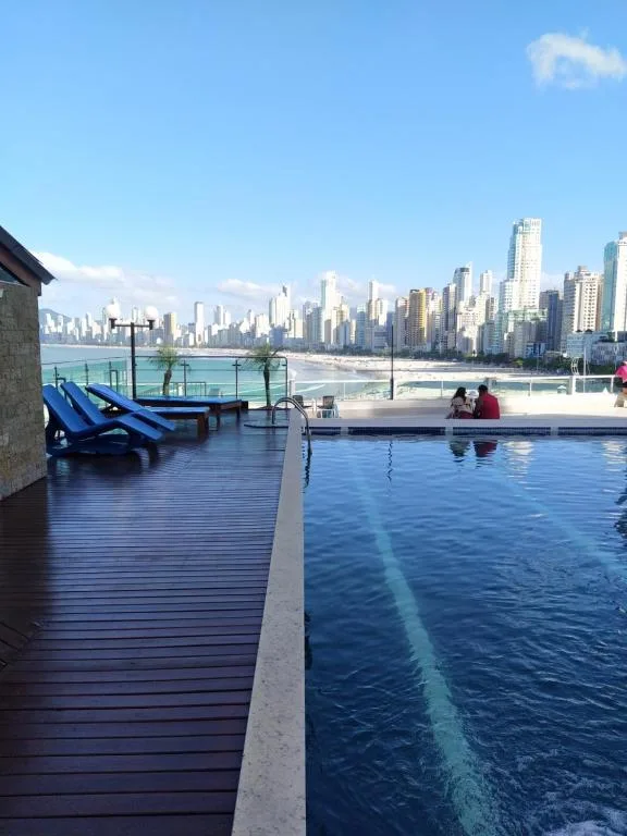 Studio em Prédio com Vista Mar - Piscina, Praia e Garagem, Balneário Camboriú, na 109 Rua João Francisco dos Santos em Balneário Camboriú/SC — foto 32