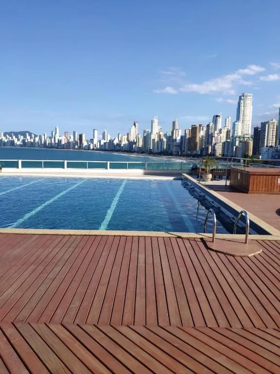 Studio em Prédio com Vista Mar - Piscina, Praia e Garagem, Balneário Camboriú, na 109 Rua João Francisco dos Santos em Balneário Camboriú/SC — foto 34