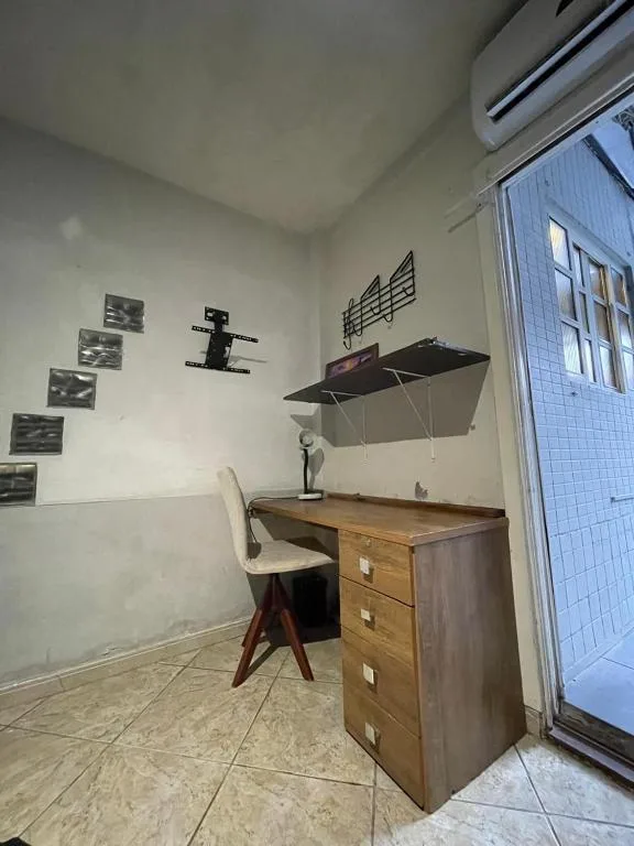 Apartamento 04 - Dois quartos e cozinha, Balneário Camboriú, na Rua em Balneário Camboriú/SC — foto 3