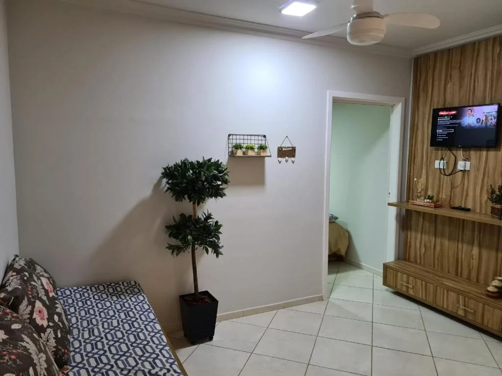 Apartamento na Av Atlantica com Ar Condicionado, Balneário Camboriú, na Av. Atlântica, 680 apartamento em Balneário Camboriú/SC — foto 14