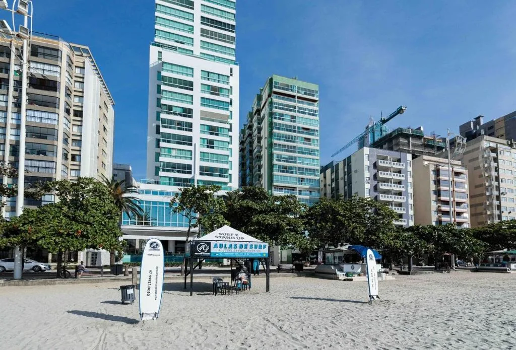 Apt Luxo, Av Atlântica, Frente Mar, Full AC, 2 Q, Balneário Camboriú, na Avenida Atlântica, 740 em Balneário Camboriú/SC — foto 6