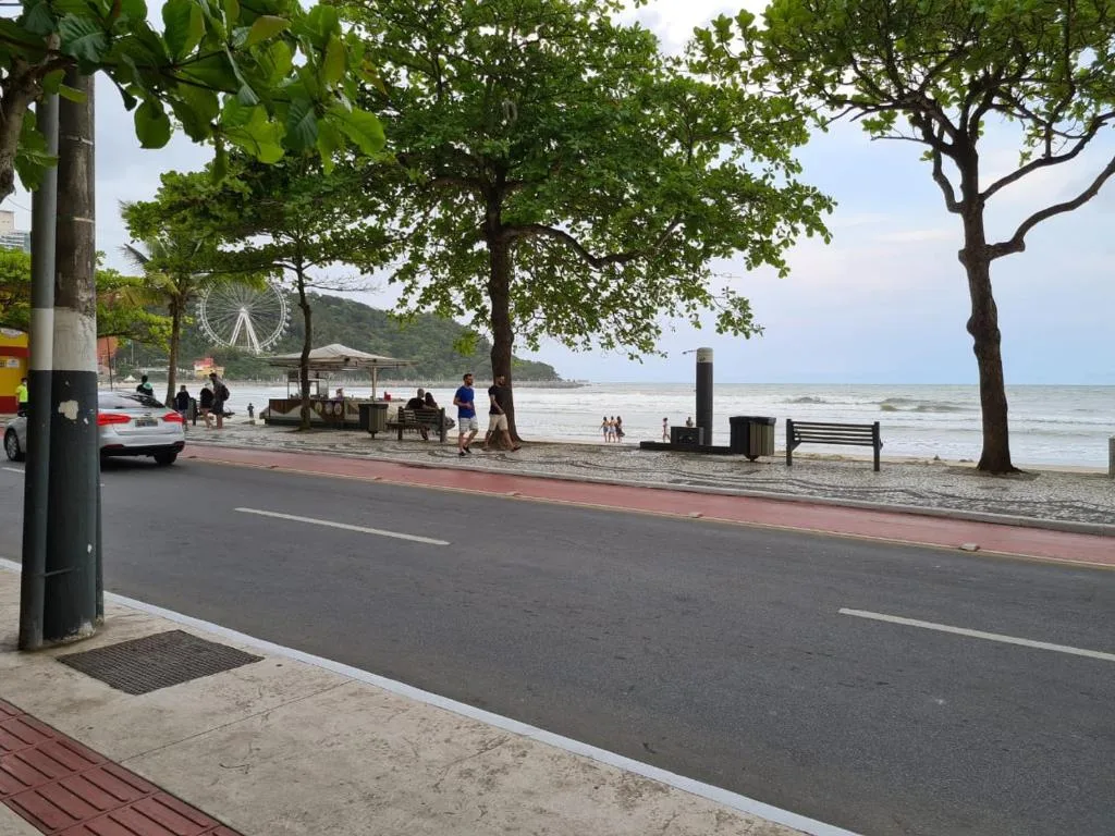 Apartamento na Av Atlantica com Ar Condicionado, Balneário Camboriú, na Av. Atlântica, 680 apartamento em Balneário Camboriú/SC — foto 21