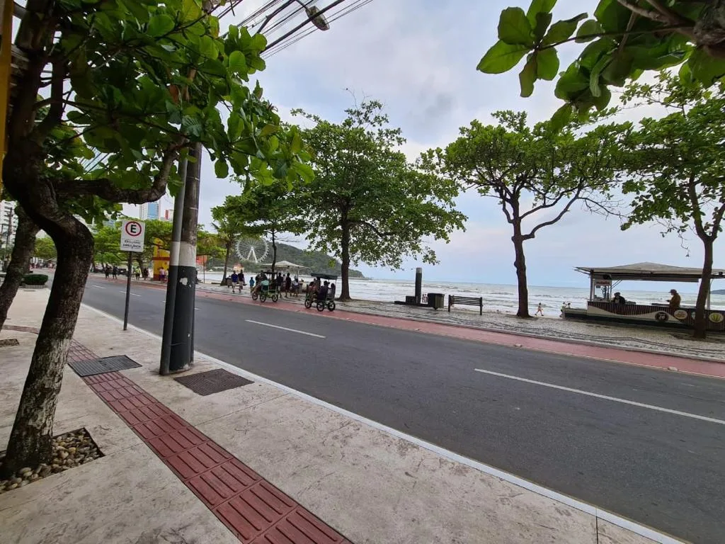 Apartamento na Av Atlantica com Ar Condicionado, Balneário Camboriú, na Av. Atlântica, 680 apartamento em Balneário Camboriú/SC — foto 24
