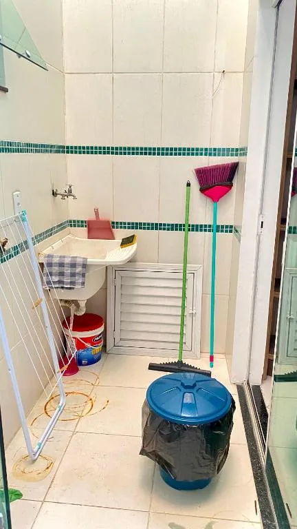 Casa de 2 QUARTOS COM PISCINA, Balneário Camboriú, na Rua Campo Erê em Balneário Camboriú/SC — foto 33