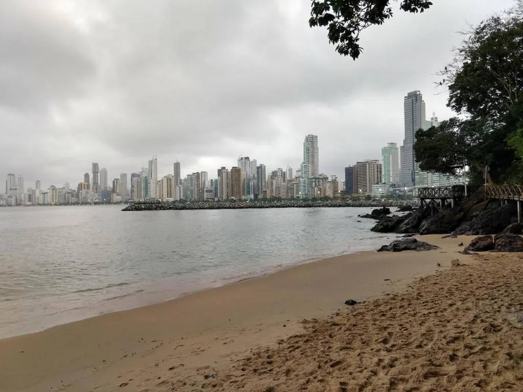 Apartamento na Av Atlantica com Ar Condicionado, Balneário Camboriú, na Av. Atlântica, 680 apartamento em Balneário Camboriú/SC — foto 38
