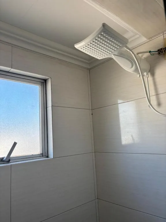 Ótimo quarto para duas pessoas, Balneário Camboriú, na Rua 1021, 365 - apto em Balneário Camboriú/SC — foto 7