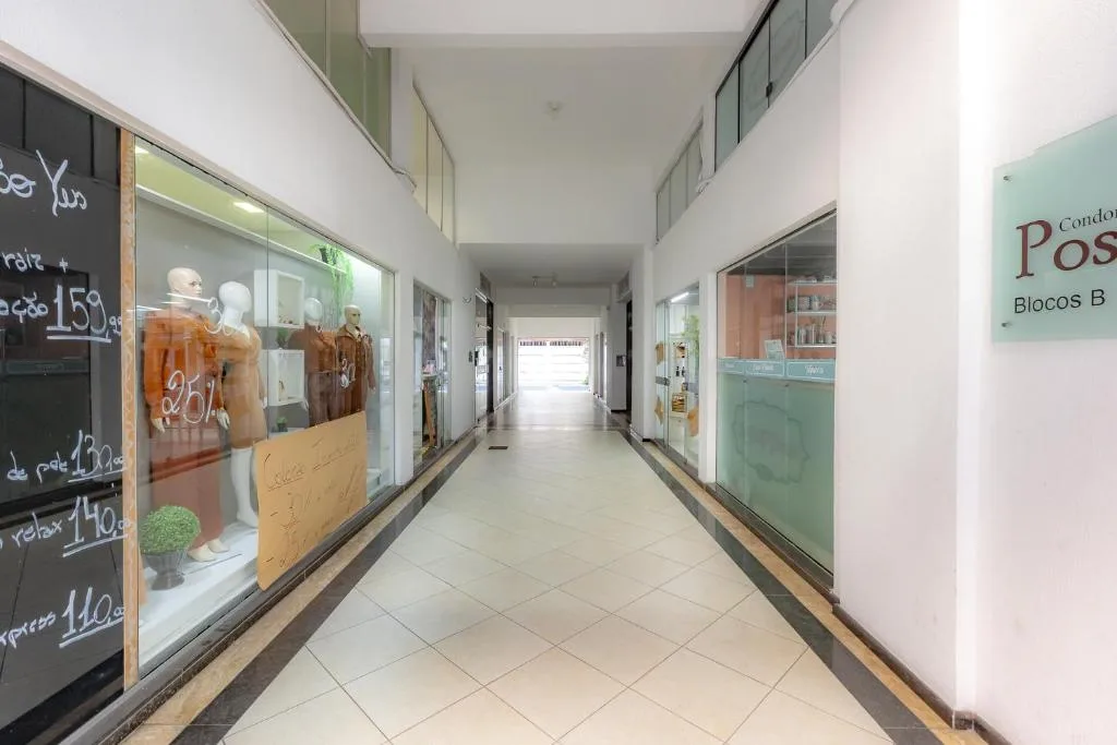 Apartamento Central com Garagem - 400m da Praia, Balneário Camboriú, na Rua 701, 22 Bloco B Centro em Balneário Camboriú/SC — foto 34