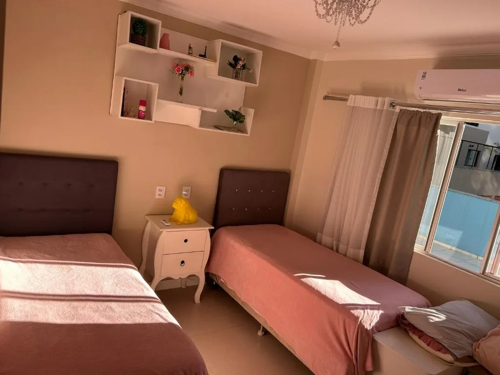 Beira da praia, Quarto para até 2 pessoas, econômico, básico e confortável, Balneário Camboriú, na Rua 1501, 55 Apto em Balneário Camboriú/SC — foto 5
